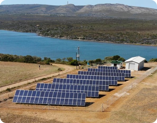 Solar-Powered Desalination Plants: Addressing Water Scarcity Challenges